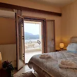 Alexandra's Cozy Sea View Daire Argostolion